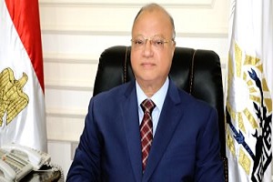 حملات مكبرة لإزالة التعديات والإشغالات وإعادة الانضباط بأحياء مناطق القاهرة الأربعة