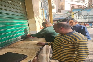 حملة للتفتيش على محلات بيع المواد الغذائية