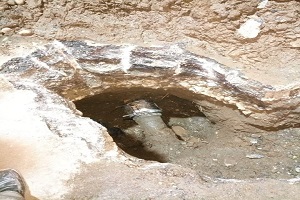 إصلاح كسر ماسورة مياه بشارع شجر الدر