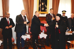 محافظ القاهرة يشارك الأرمن الأرثوذكس احتفالات عيد الميلاد المجيد